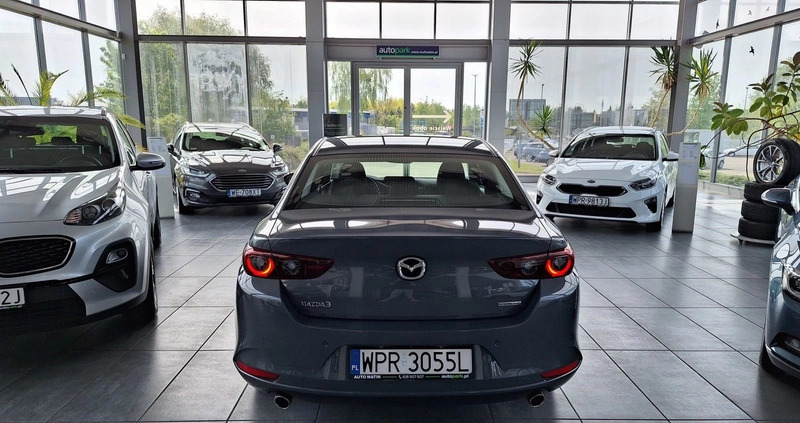 Mazda 3 cena 114900 przebieg: 29660, rok produkcji 2022 z Brzostek małe 781